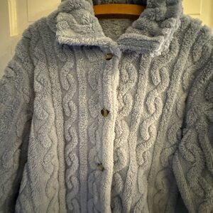 Cozy Blue Fleece Patterned Faux Fur Jacket ❄️